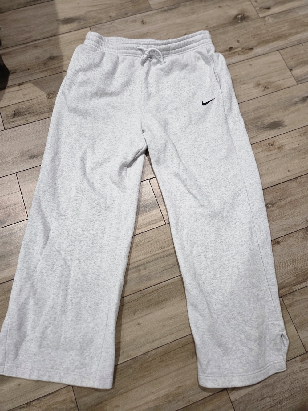 Nike Heather Light Gray Fleeced Sweatpants with Black Swoosh